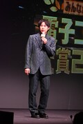 白井悠介