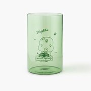 「カラーストレートグラス」の使用イメージ。