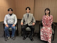 鼎談の様子。左から花沢健吾、山崎賢人、浜辺美波。