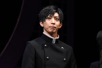 「演劇調異譚『xxxHOLiC』-續・再-」の会見より、百目鬼静役の松島勇之介。