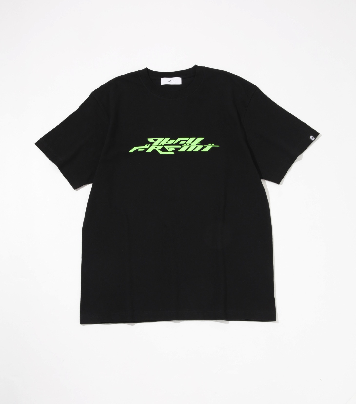 ポップアップストア「GUNDAM45FRGMT」で販売される「GUNDAM FRGMT TEE 03」。