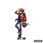 「『遊☆戯☆王デュエルモンスターズGX』放送開始20周年 デュエルアカデミア購買部出張所」で販売される「描き下ろし 遊城十代 アクリルスタンド(大)未来へ向かってVer.」。