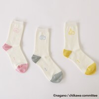 「ちいかわ」と靴下屋のコラボ靴下第3弾「なせんベタソックス」。