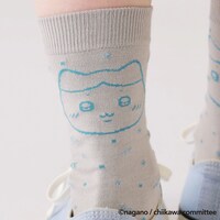 「ちいかわ」と靴下屋のコラボ靴下第3弾「バックキャラクターソックス」。