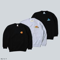 「ボボボーボ・ボーボボ」の刺繍スウェット。