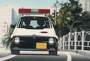 OVA「逮捕しちゃうぞ」FILE.3「恋のハイウェイ・スター」の場面カット。 (c)1994 藤島康介/講談社・バンダイビジュアル・丸紅