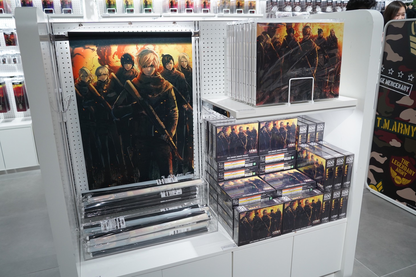 「入学傭兵-THE PERFECT SOLDIER- POP-UPストア」で販売される500ピースのパズル。
