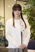 超ときめき♡宣伝部・坂井仁香演じる倉持琴音。駿の婚約相手。駿に対してまっすぐに思いを寄せている。