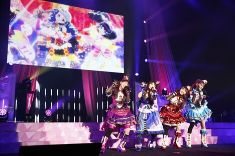 ガァルマゲドン・ミ。左から黒須あろま役の牧野由依、幸多みちる役の山田唯菜、ガァルル役の真田アサミ、白玉みかん役の渡部優衣。