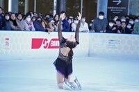 スケートショー中の鈴木明子。