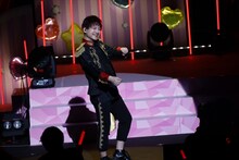 三鷹アサヒ役の小林竜之。