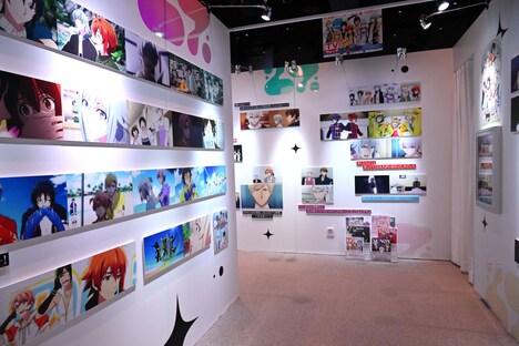 「アニメ アイドリッシュセブン MEMORIAL EXHIBITION」より。