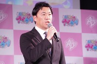 タカラトミーアーツの近藤歳久代表取締役社長。