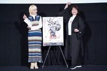 左から小早川美幸役の平松晶子、辻本夏実役の玉川砂記子。