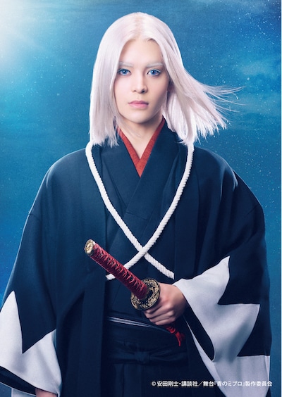 坪倉康晴扮するちりぬにお。