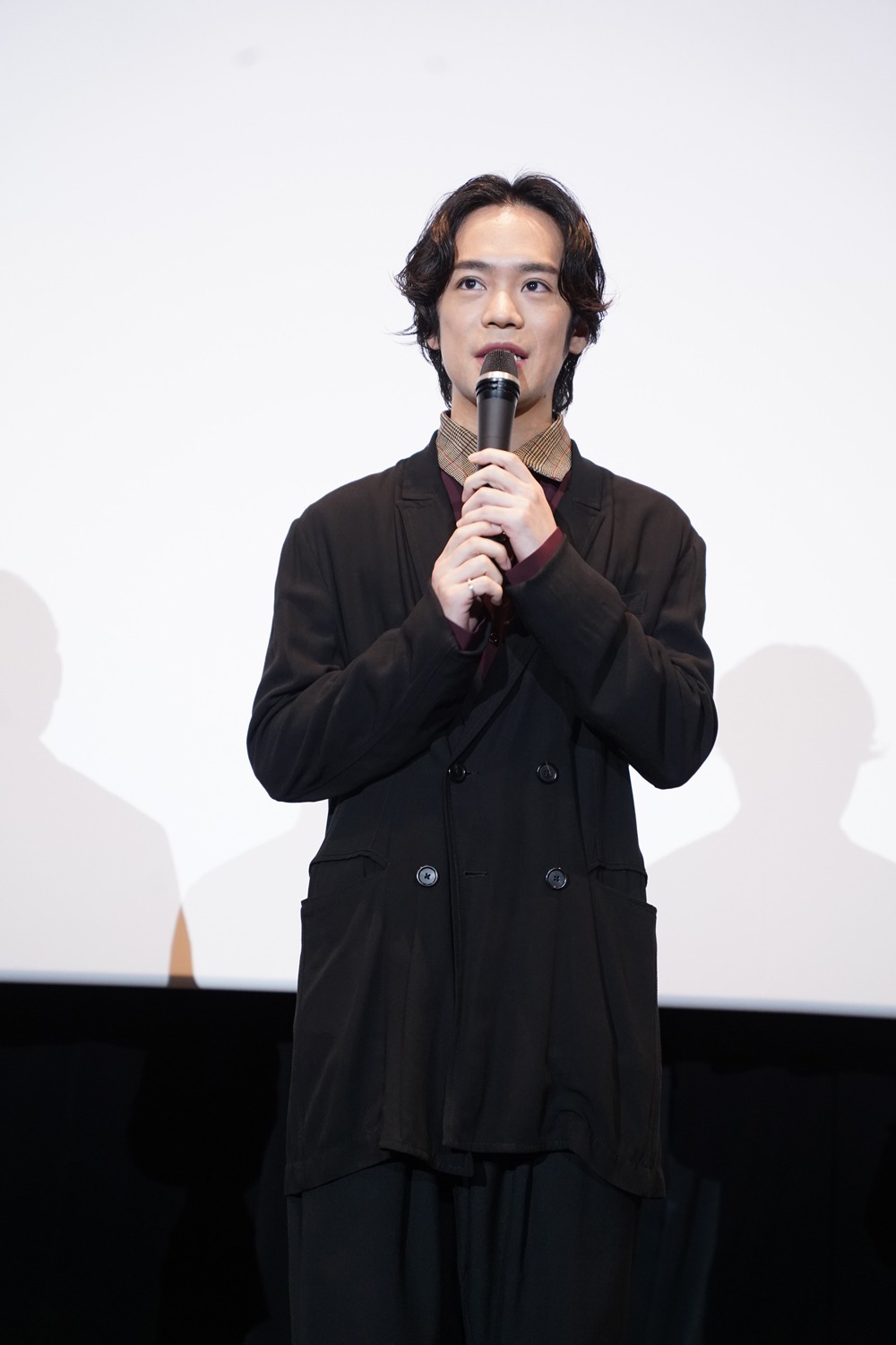 小野賢章