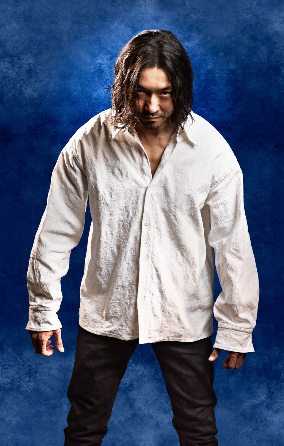 金子ノブアキ扮するチャカシンこと山倉慎之助。 (c)DMM TV