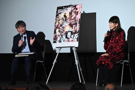 左からモデレーターの叶精二氏、島本須美。