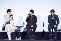 左から土屋神葉、新祐樹、川田紳司。