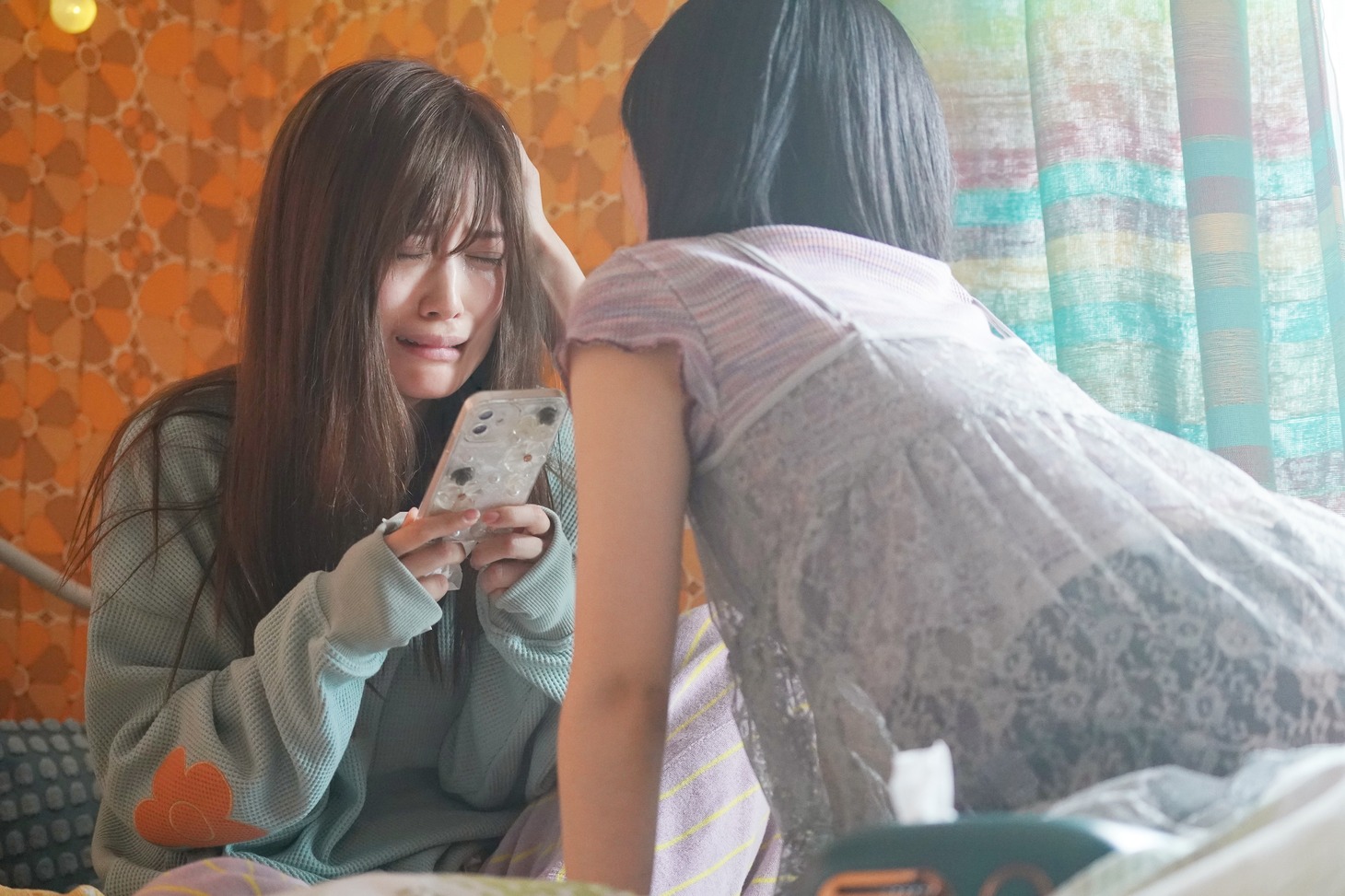 映画「山田くんとLv999の恋をする」より。
