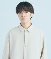 ナイジェル役の小野賢章