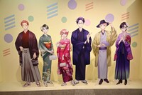 「10周年記念 ヲタクに恋は難しい展」のフォトスポット。