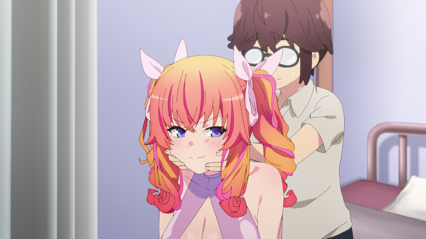 TVアニメ「かくして！ マキナさん!!」先行カットより。 (c)里好／双葉社・「マキナさん」製作委員会