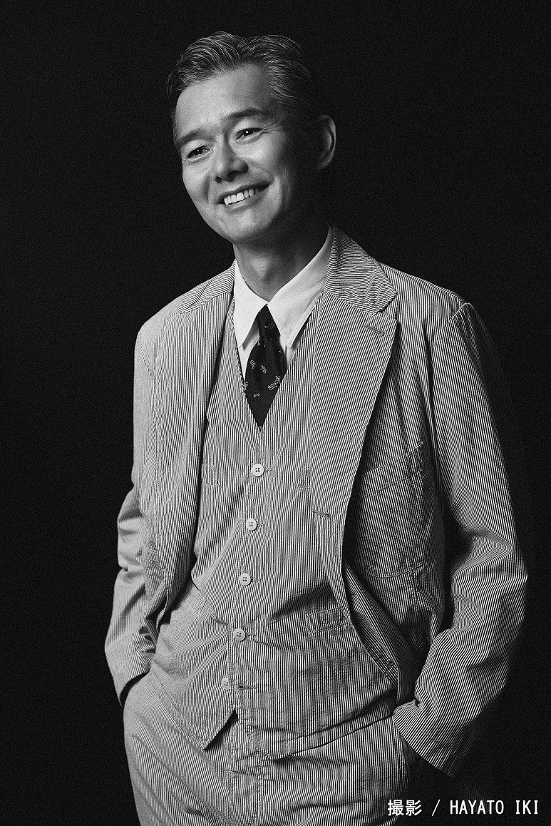 多聞真役の渡部篤郎。