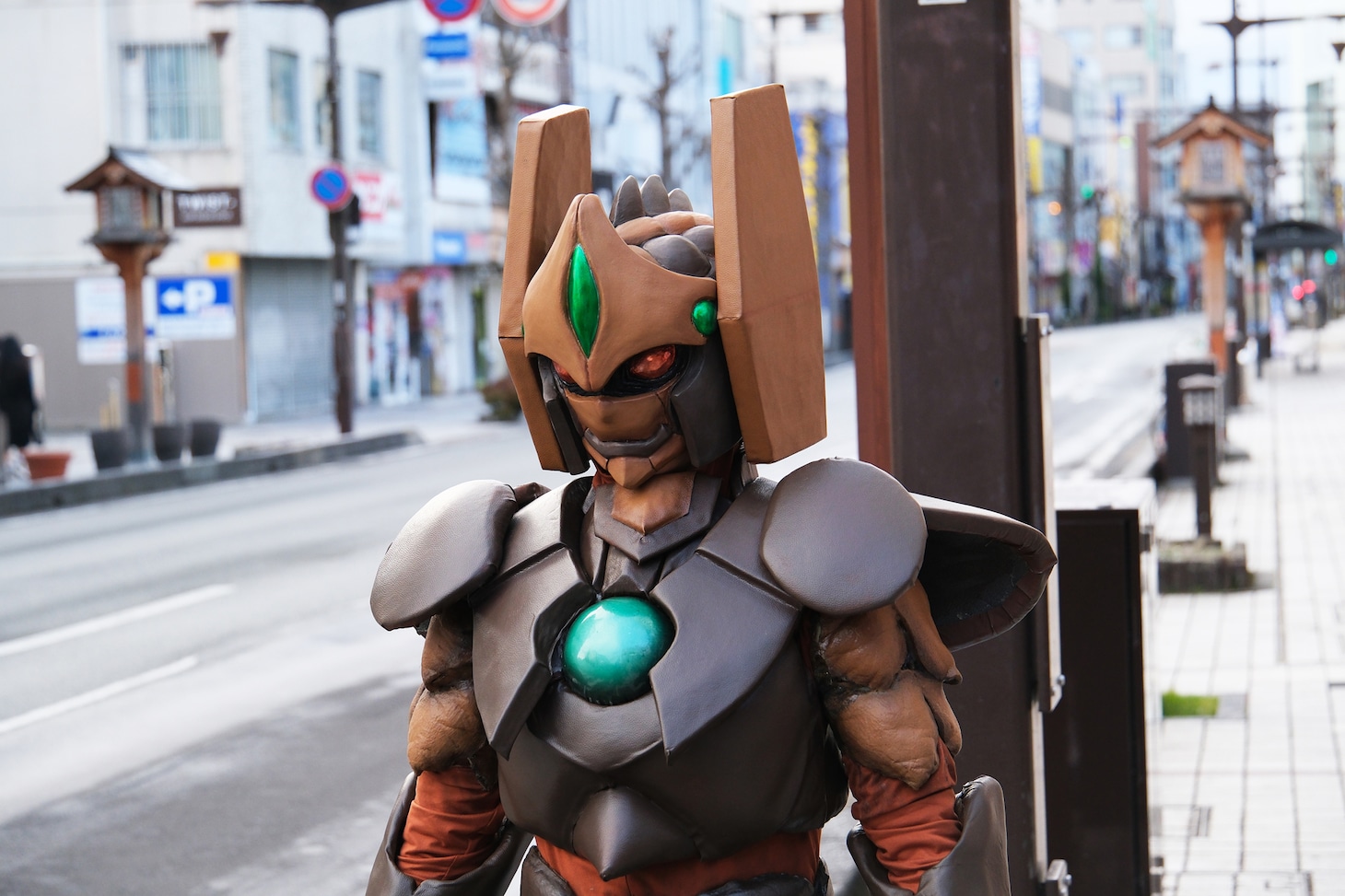 実写PV「ハニワット登場」より。