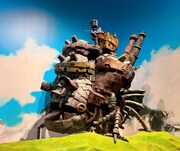 「ジブリの立体造型物展」より、  「ハウルの動く城」。 (c)2004 Diana Wynne Jones/Hayao Miyazaki/Studio Ghibli, NDDMT