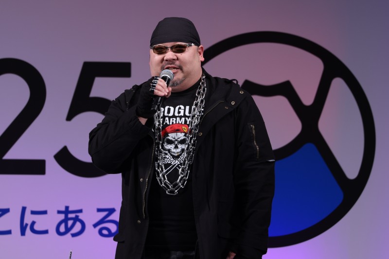 間宮康弘