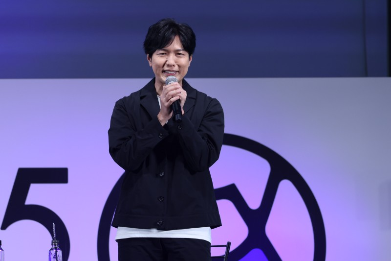 神谷浩史