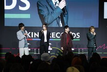 「劇場版 うたの☆プリンスさまっ♪ TABOO NIGHT XXXX」トークステージの模様。左から前野智昭、蒼井翔太、鈴木達央、森久保祥太郎。（撮影：冨田味我）