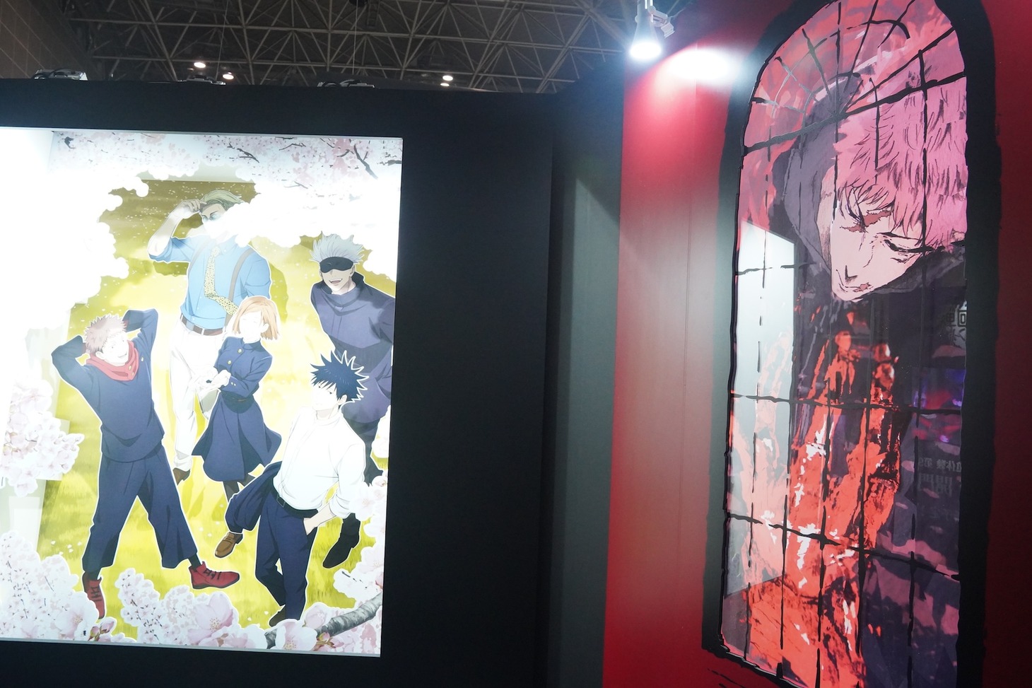 TOHO animationブース「呪術廻戦」展示の様子。 (c)芥見下々／集英社・呪術廻戦製作委員会