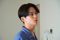 ドラマ「子宮恋愛」先行カット (c)佐々江典子/ぶんか社/「子宮恋愛」製作委員会