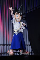 TVアニメ放送をアピールする刃。