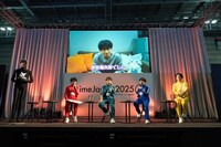 映画「女神降臨」を宣伝した津田健次郎。