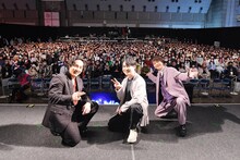 TVアニメ「Dr.STONE SCIENCE FUTURE」のトークイベントより。左から鈴木崚汰、小林裕介、河西健吾。