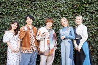 TVアニメ「ぐらんぶる」Season 2のキャスト陣。左から内田真礼、木村良平、内田雄馬、安済知佳、青山吉能。