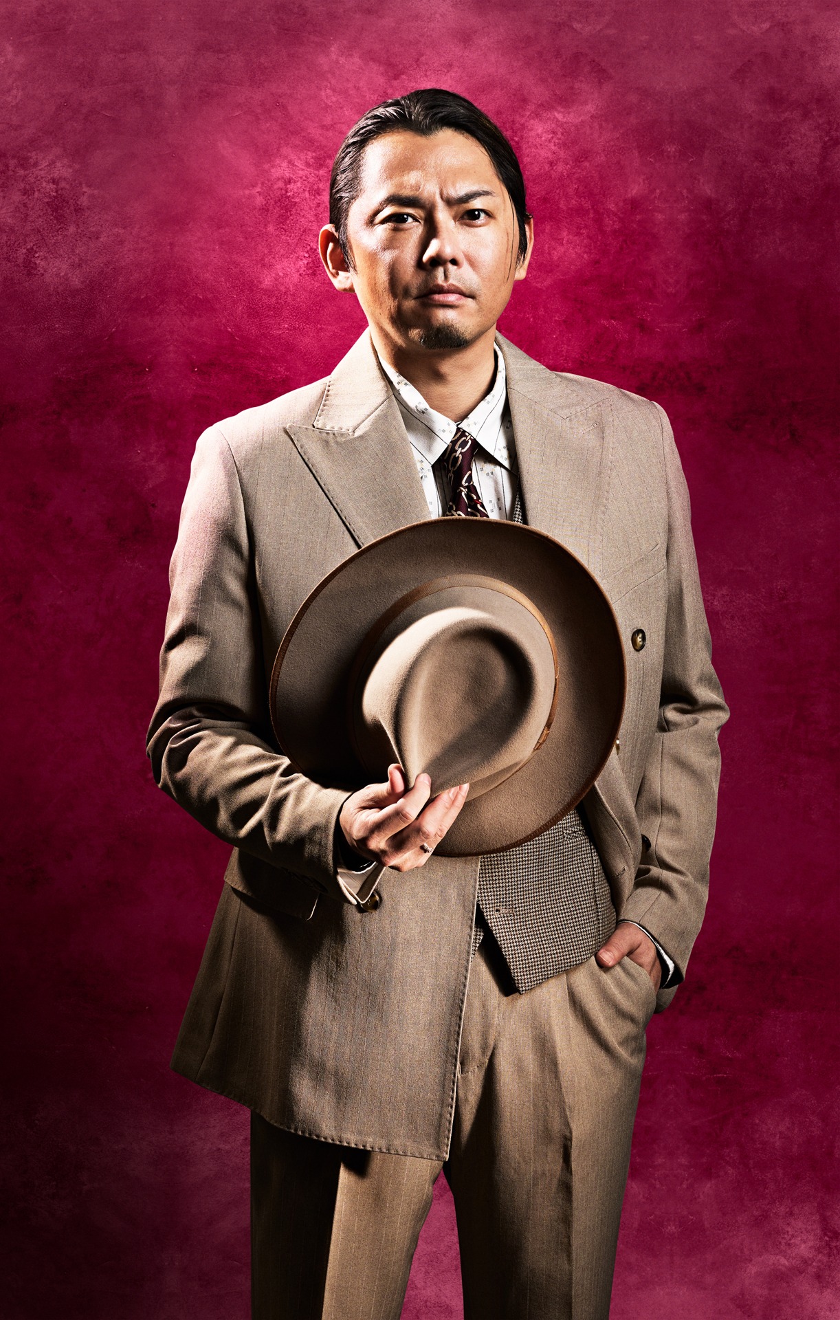 今井翼扮する相場桃次郎。 (c)DMM TV
