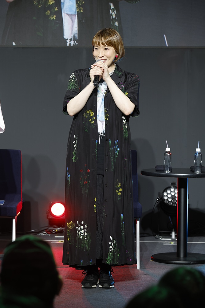 名塚佳織
