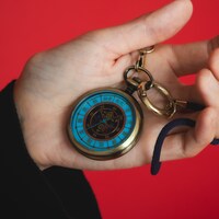 「『劇場版モノノ怪』コラボレーション 懐中時計 薬売りモデル」