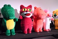 ゆっくりとステージに登場するどうぶつたち