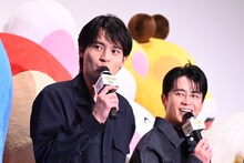 左から水上恒司、藤森慎吾