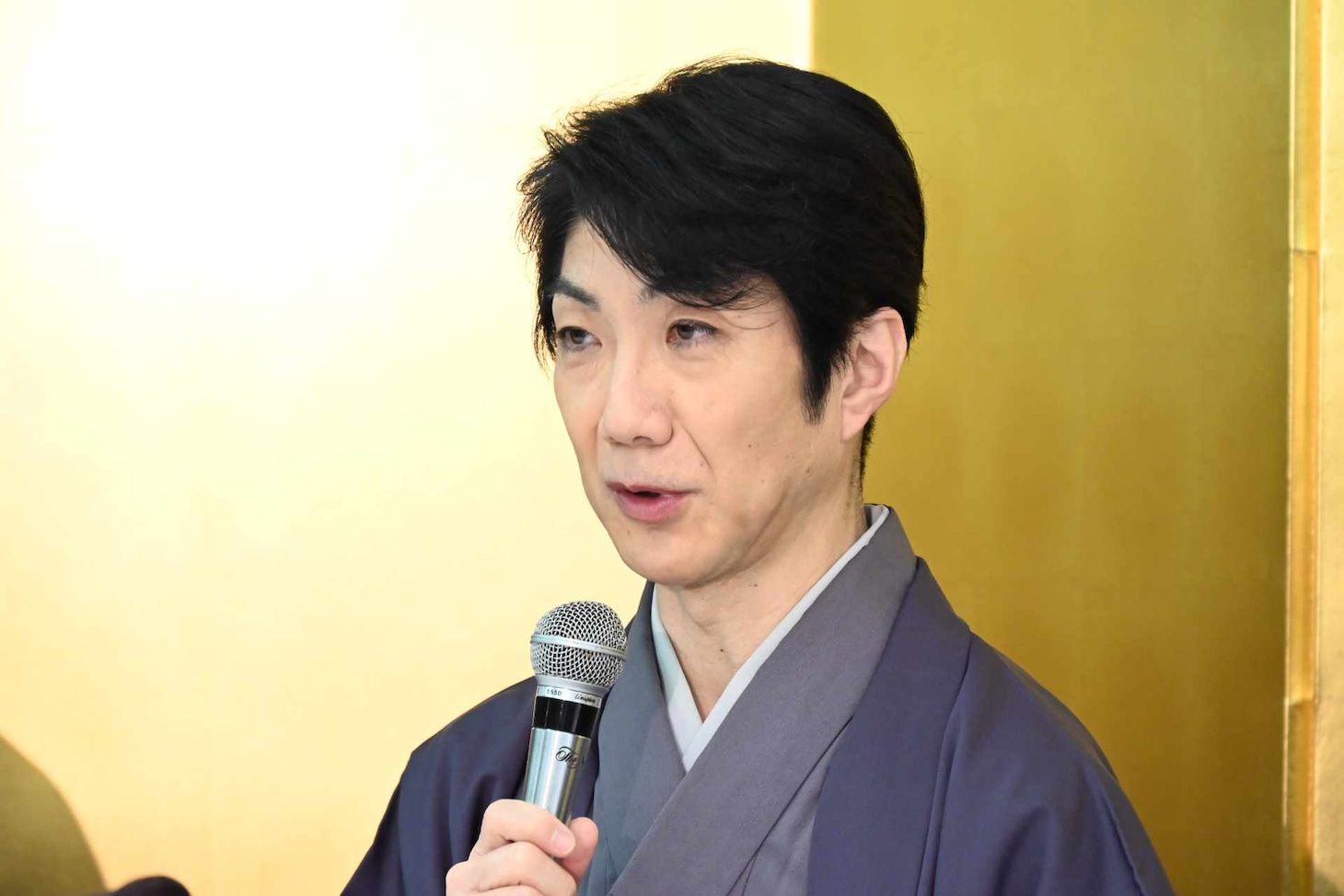 野村萬斎