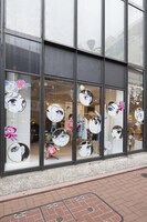 「丸山百景 KEITAMARUYAMA ANTHOLOGY POP UP STORE ー少女漫画とケイタマルヤマー」の様子（公式提供写真）
