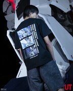 UTで販売される「機動戦士ガンダム」シリーズの45周年を記念したTシャツコレクションの着用イメージ