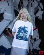 UTで販売される「機動戦士ガンダム」シリーズの45周年を記念したTシャツコレクションの着用イメージ