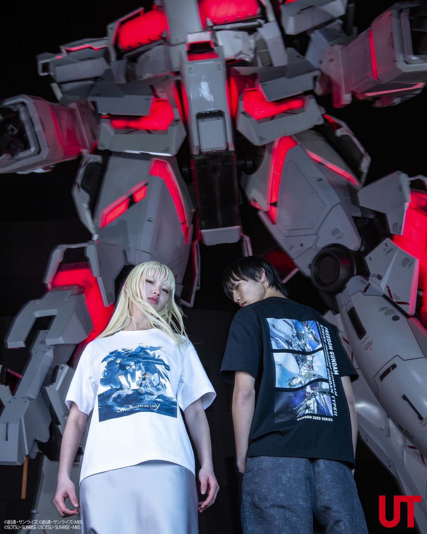 UTで販売される「機動戦士ガンダム」シリーズの45周年を記念したTシャツコレクションの着用イメージ