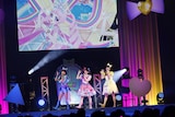 シークレットフレンズ∞。左から星川みつき役の平塚紗依、青空ひまり役の藤寺美徳、鈴風つむぎ役の久保ユリカ